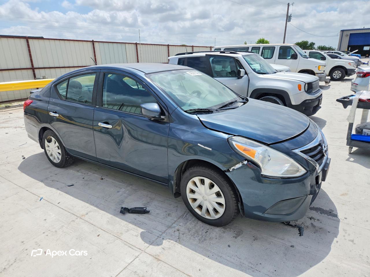 Nissan Versa 2016