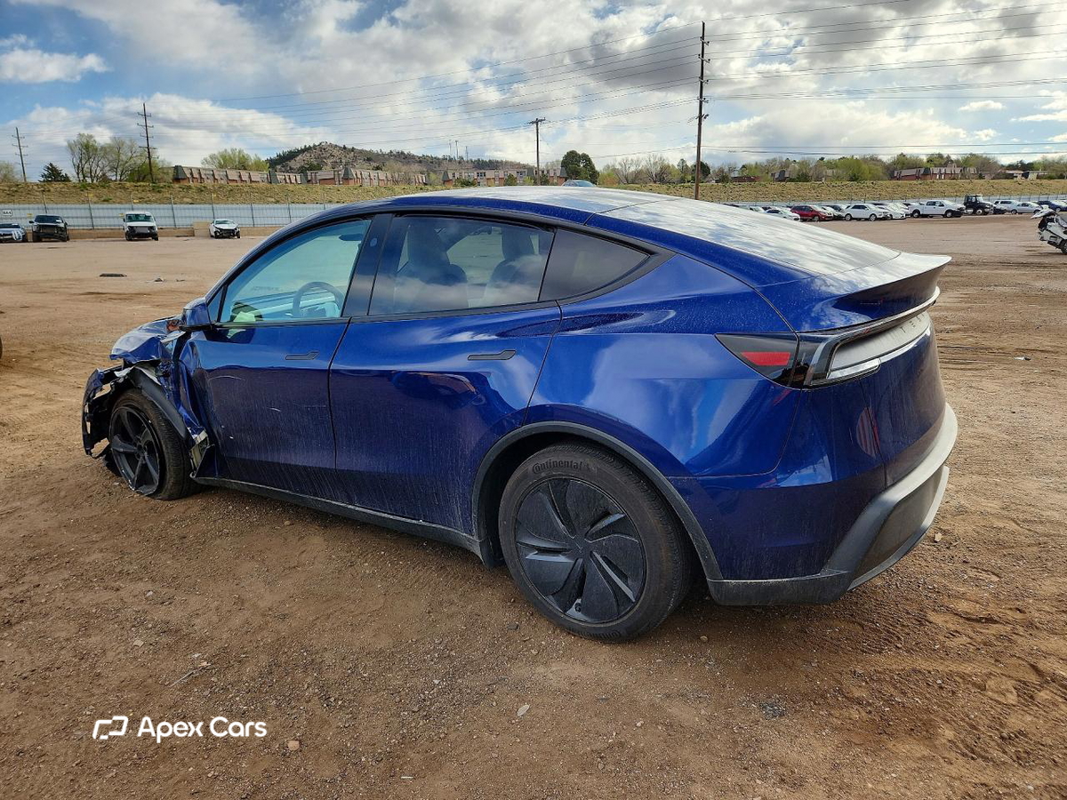 Tesla Model Y 2026