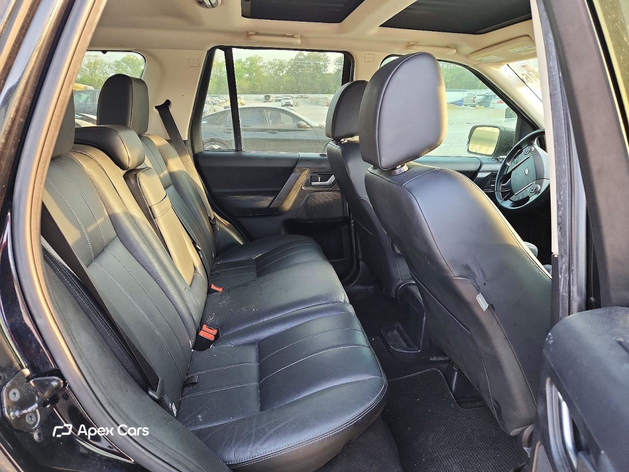 Land Rover LR2 2013