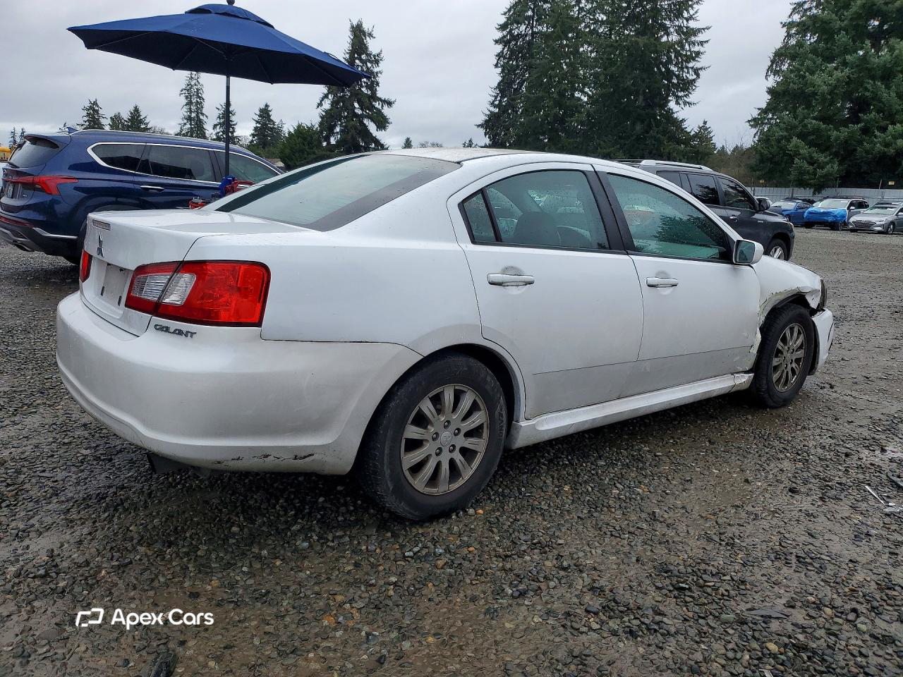 Mitsubishi Galant 2010