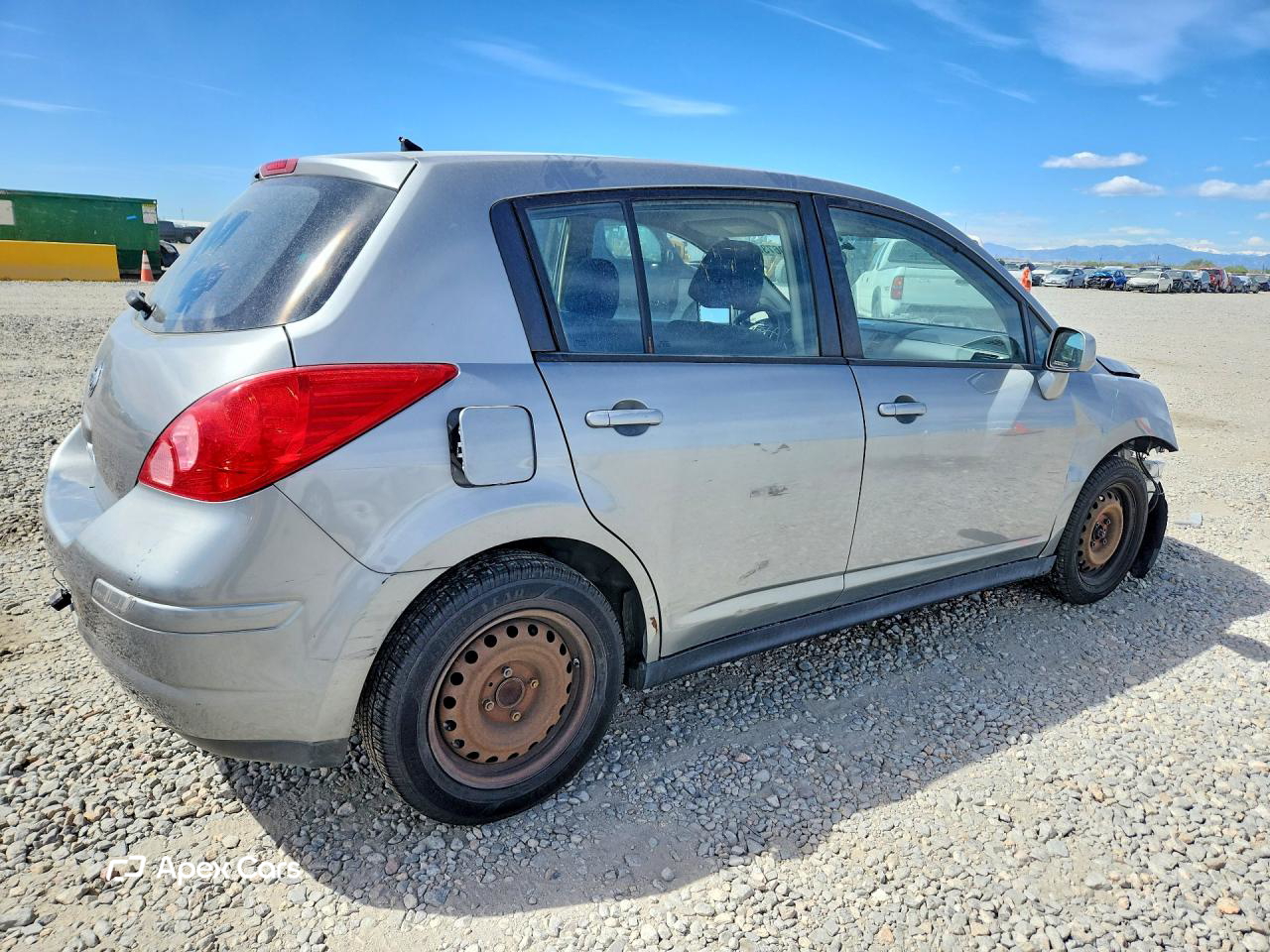 Nissan Versa 2011