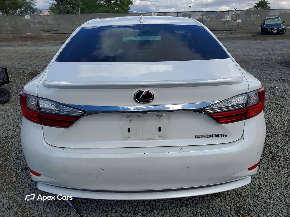 Lexus ES 2018