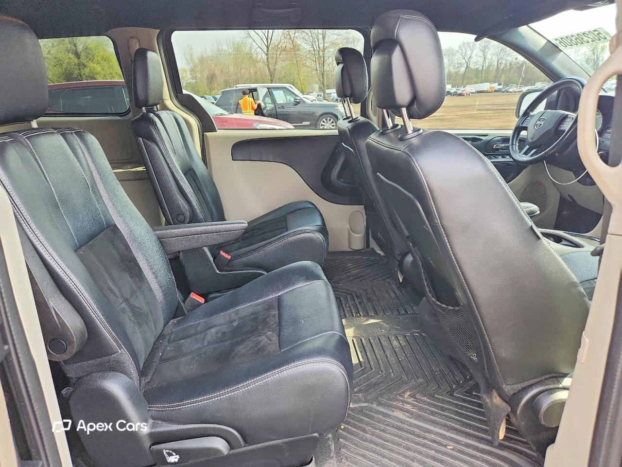 Dodge Caravan 2017