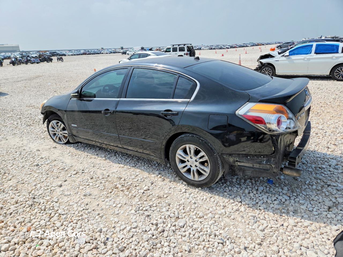 Nissan Altima 2010