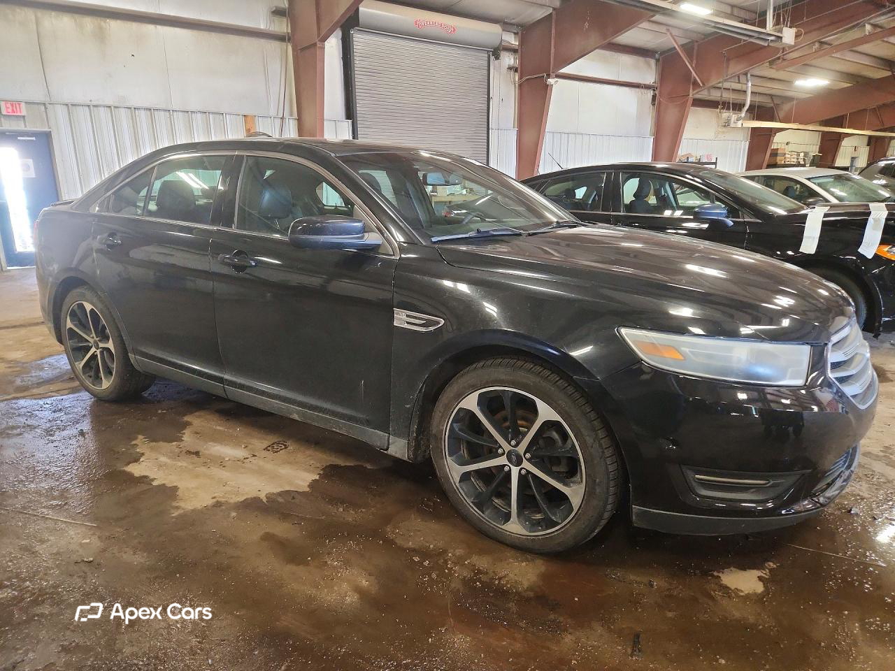 Ford Taurus 2014
