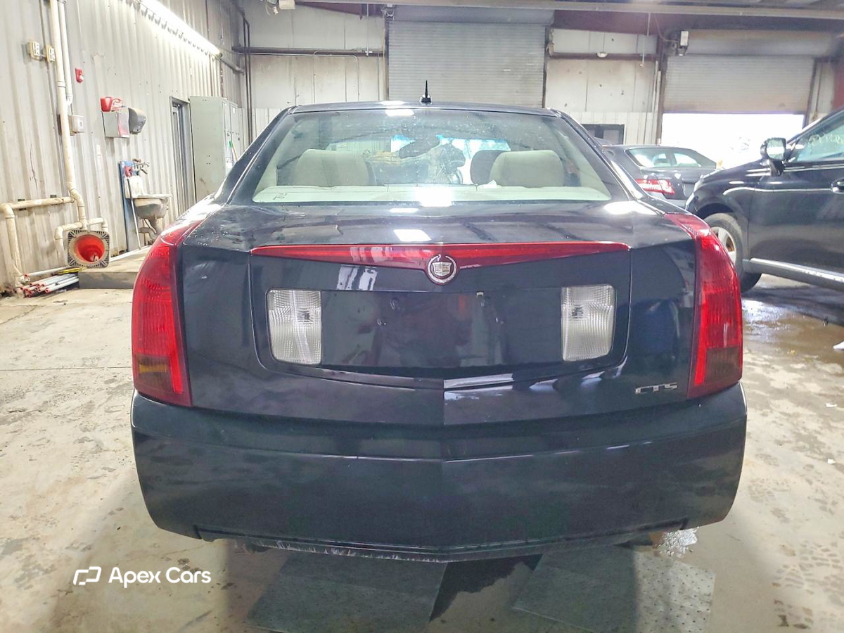 Cadillac CTS 2005
