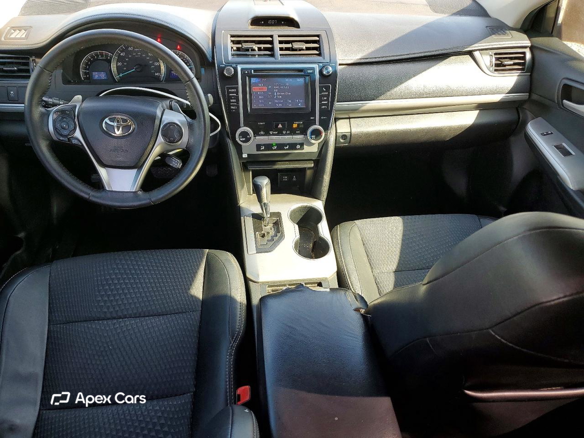Toyota Camry 2012