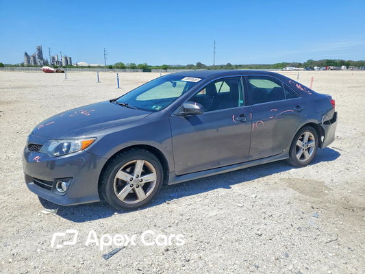 Toyota Camry 2014 - Image 1 of 12