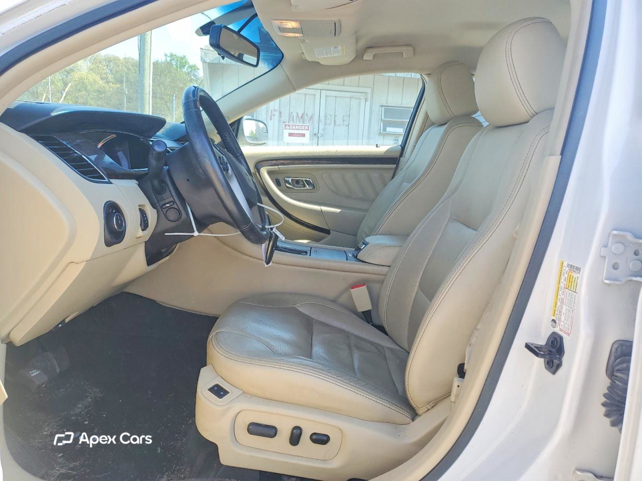 Ford Taurus 2016