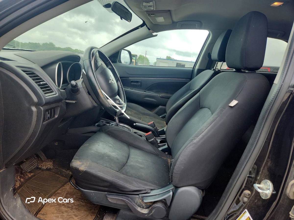 Mitsubishi Outlander 2015