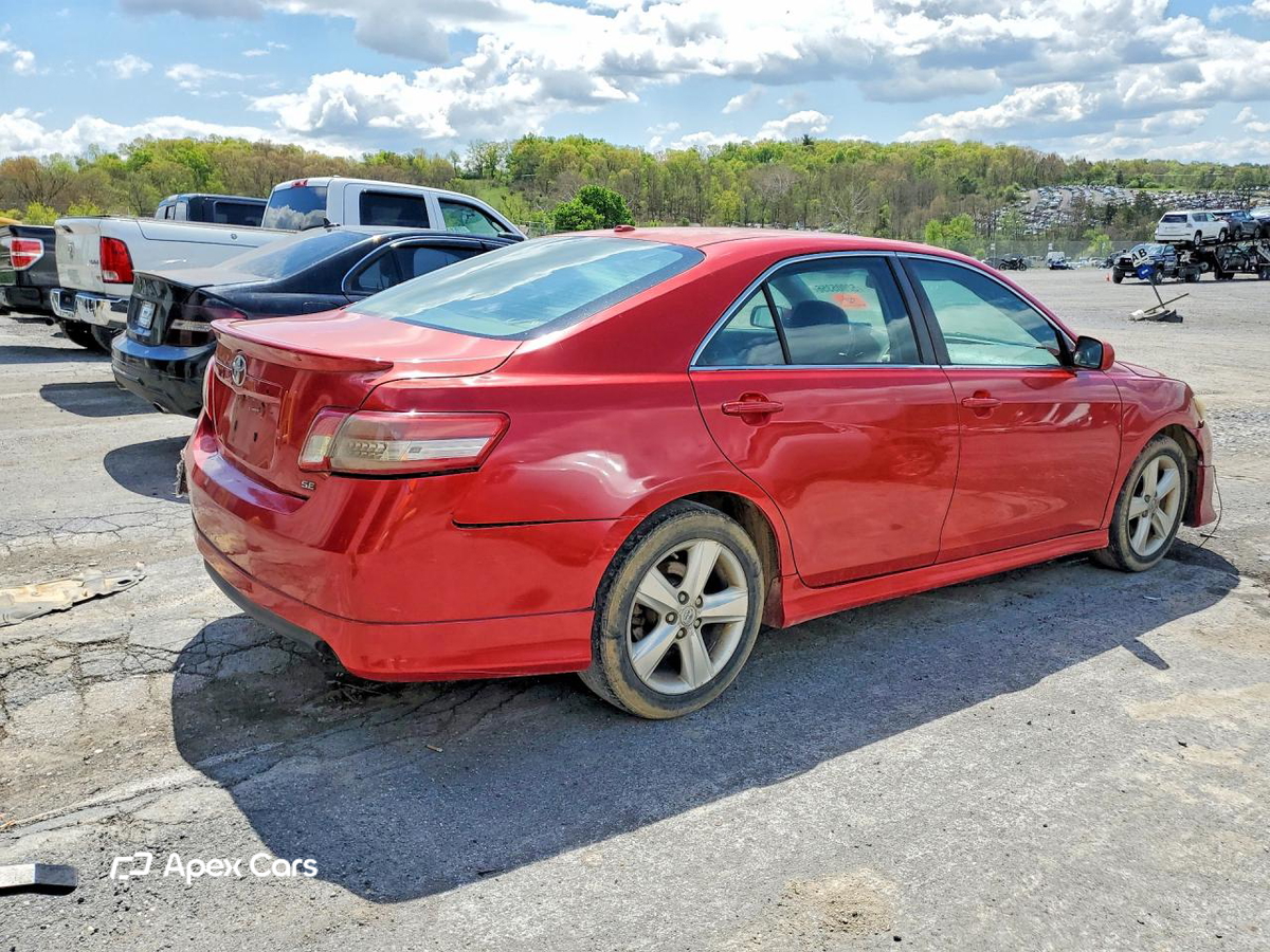 Toyota Camry 2011