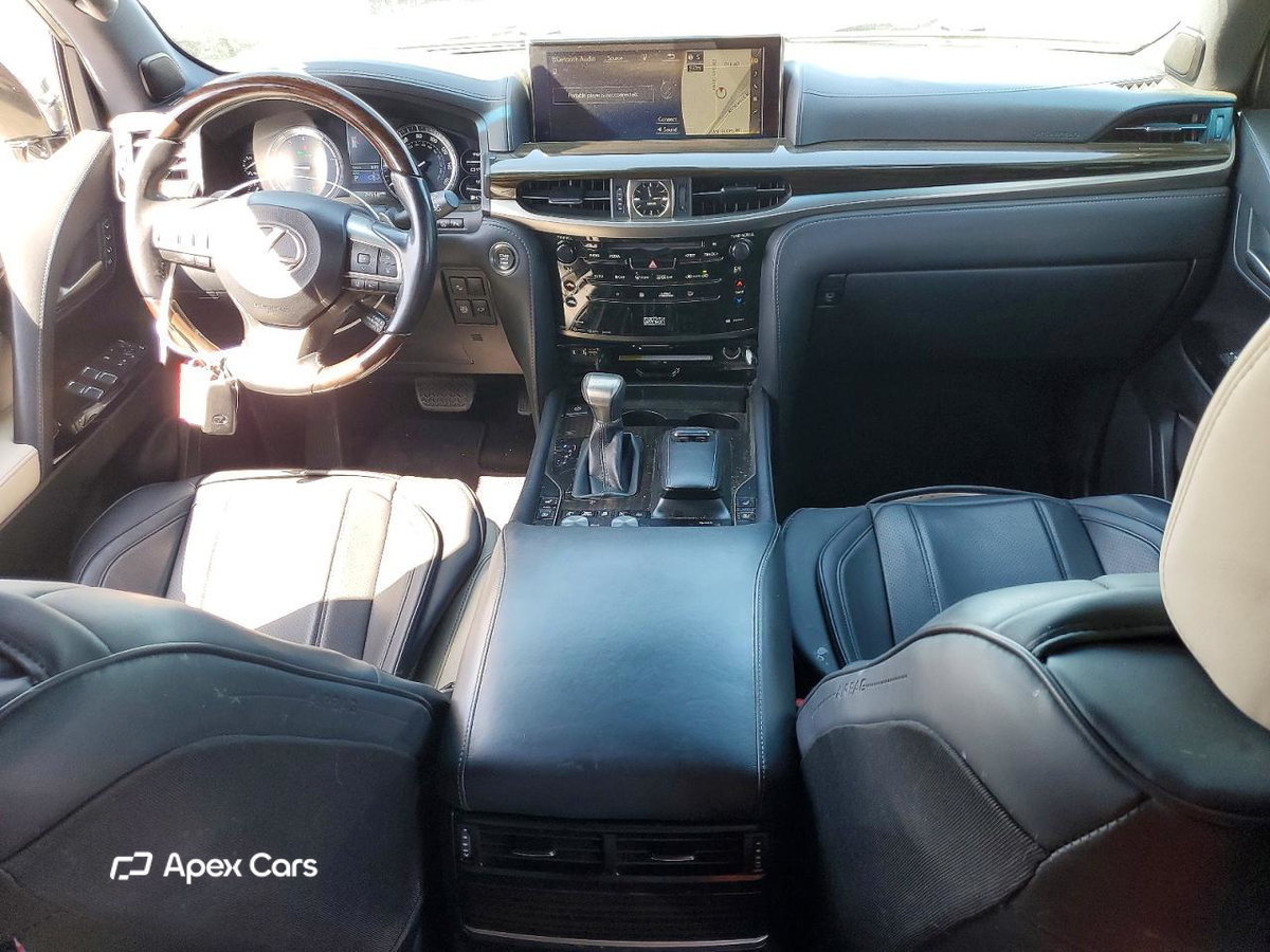 Lexus LX 2020