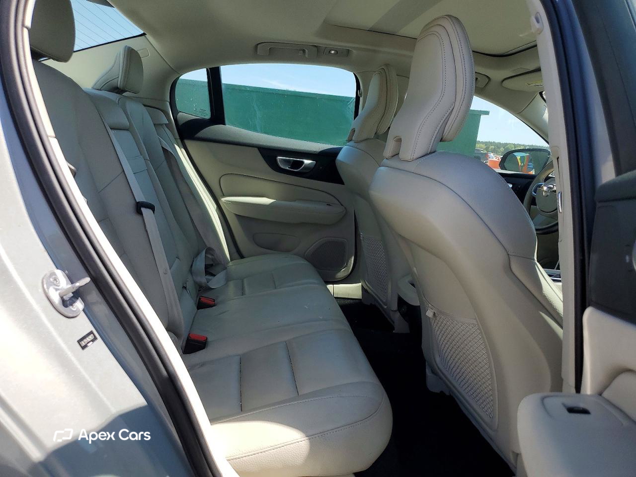 Volvo S60 2024