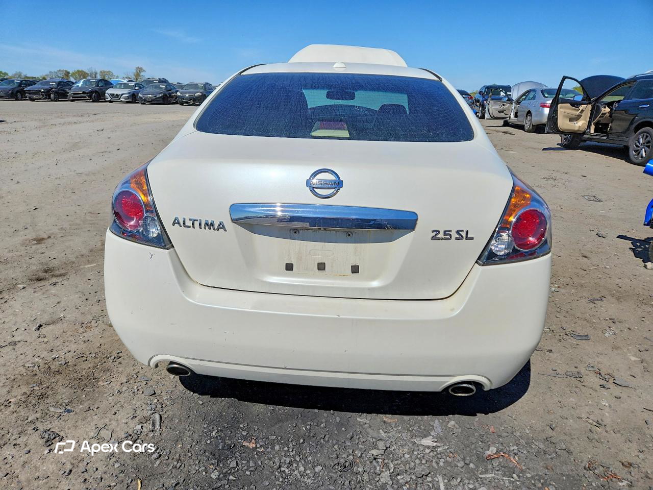 Nissan Altima 2010