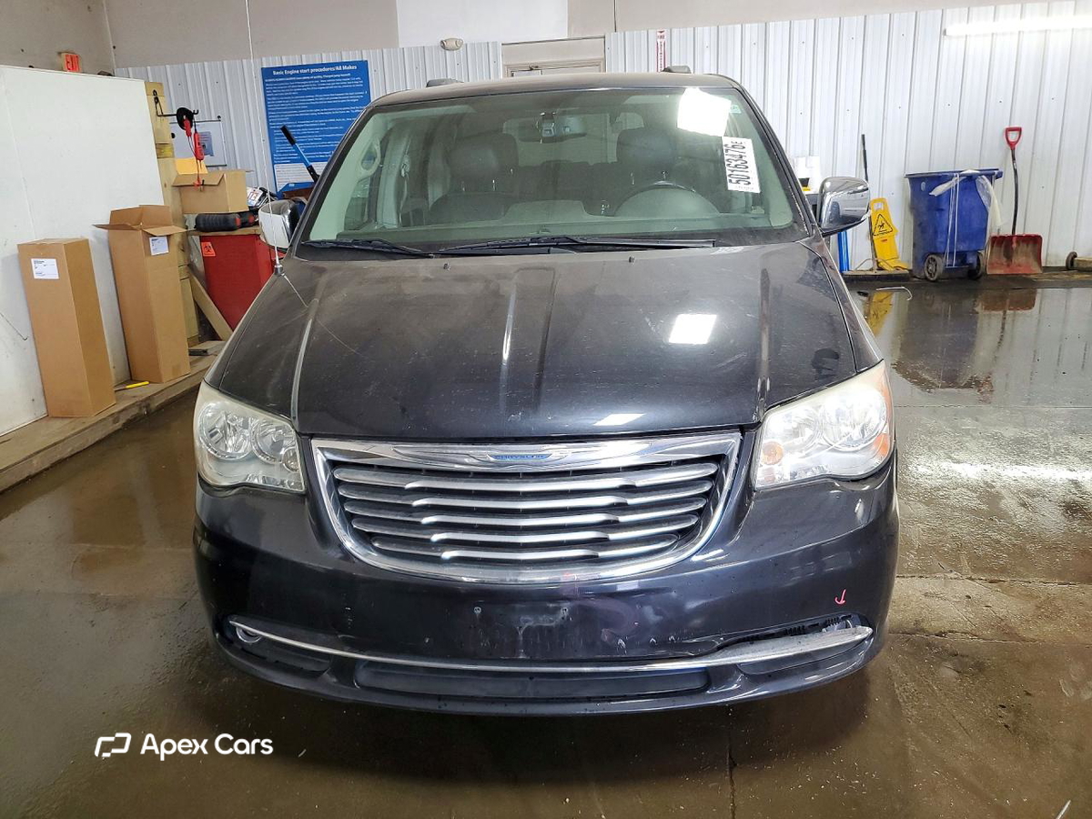 Chrysler Voyager 2013