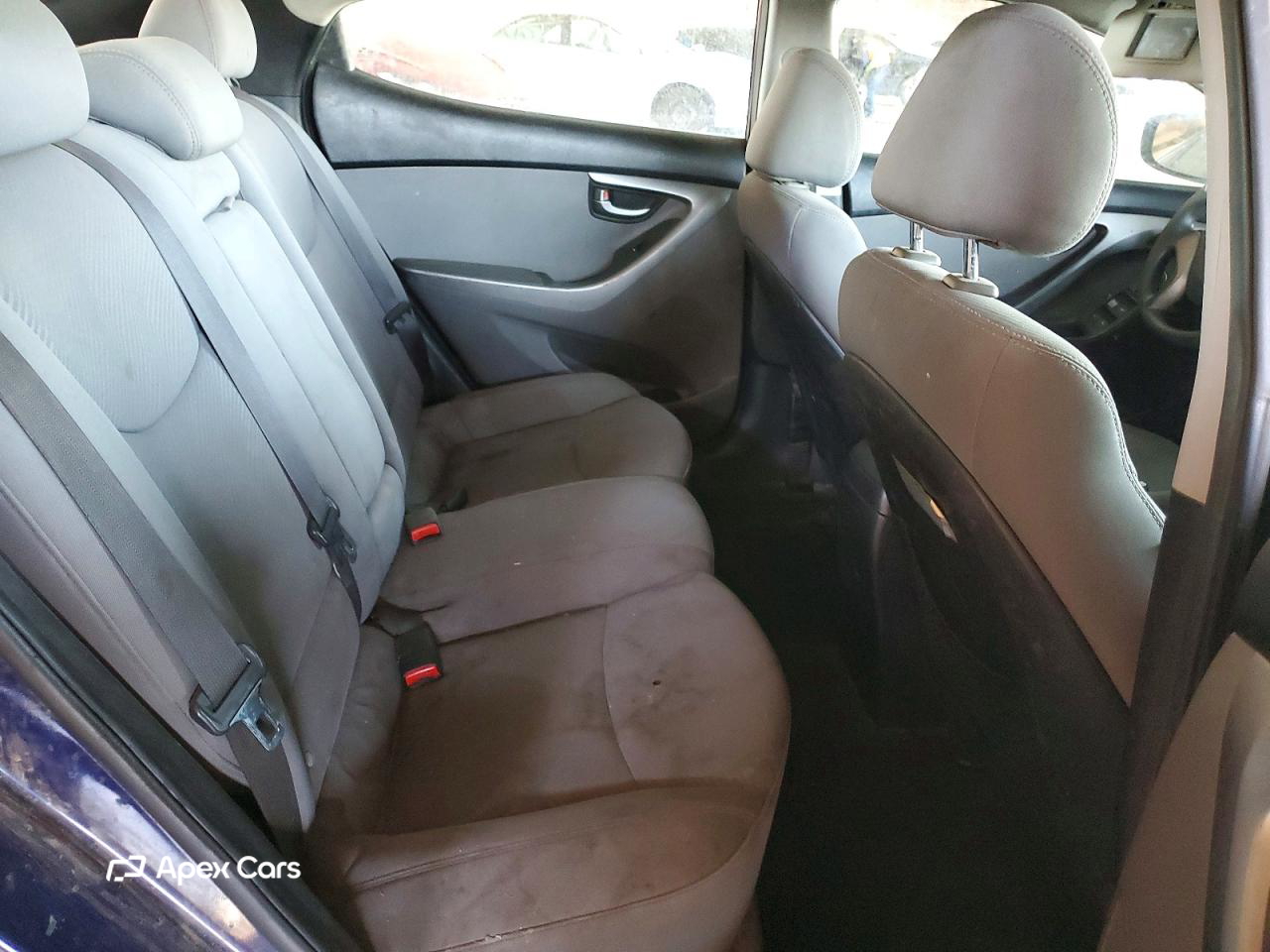 Hyundai Elantra 2013