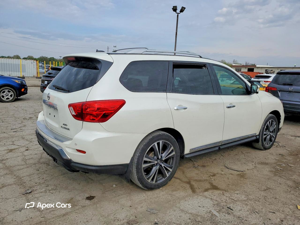 Nissan Pathfinder 2017