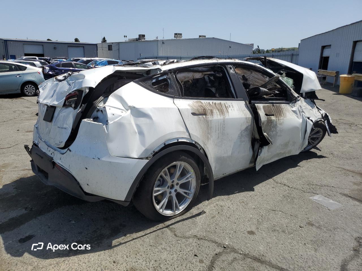 Tesla Model Y 2022