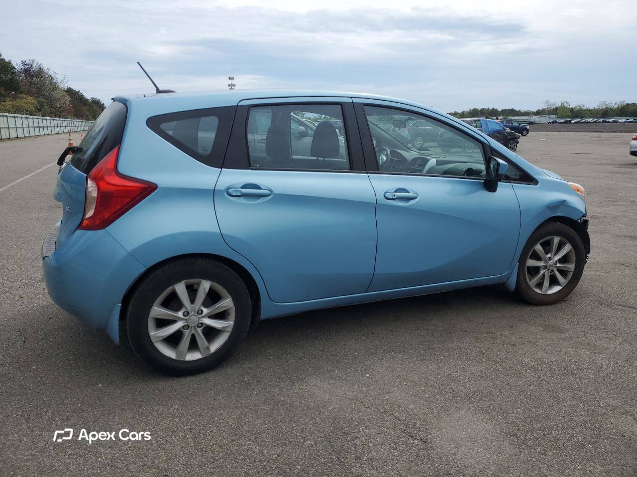 Nissan Versa 2015