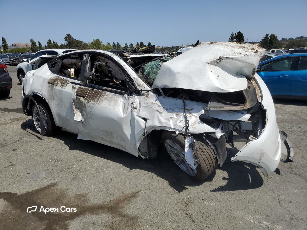 Tesla Model Y 2022