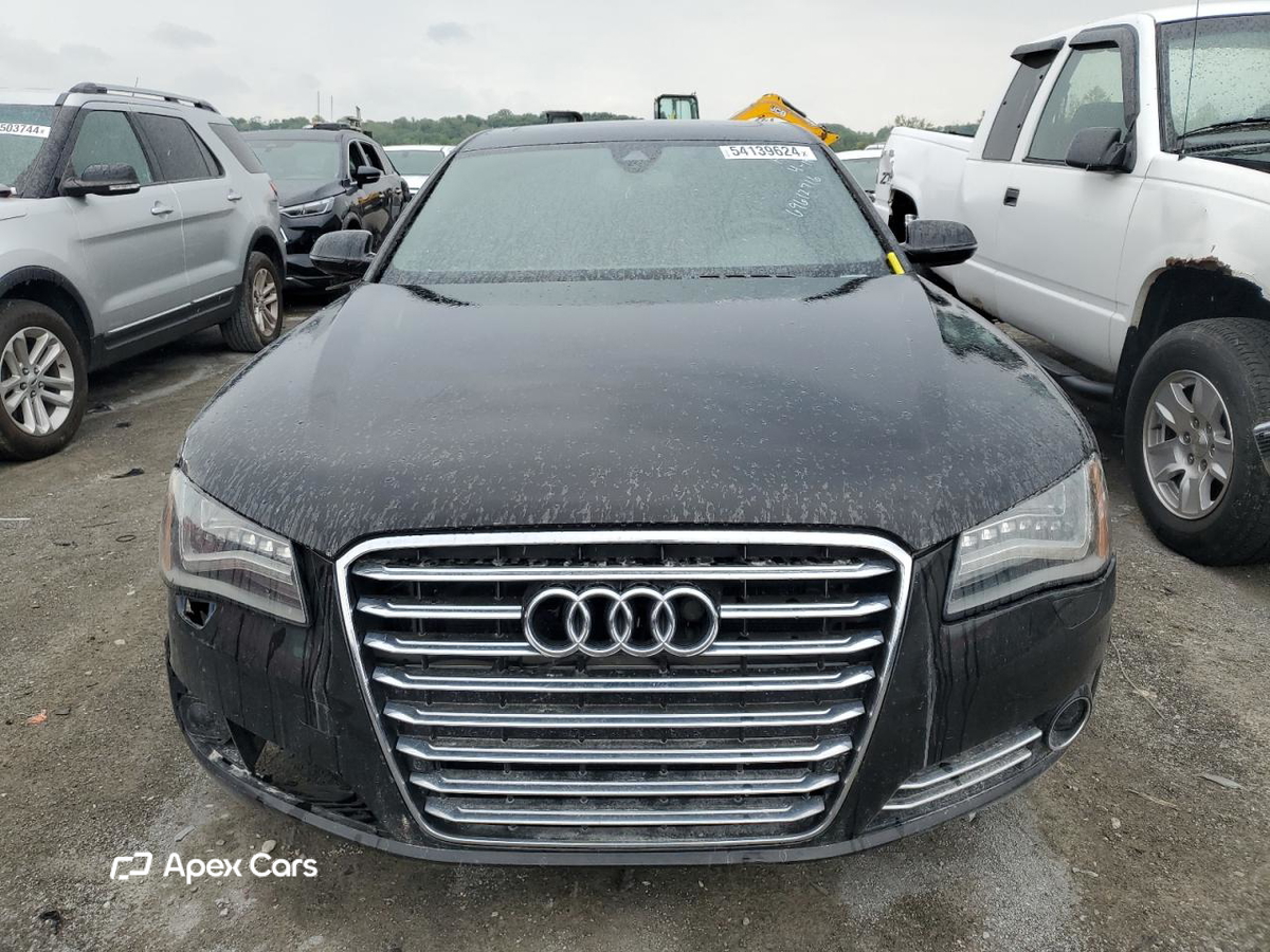 Audi A8 2011