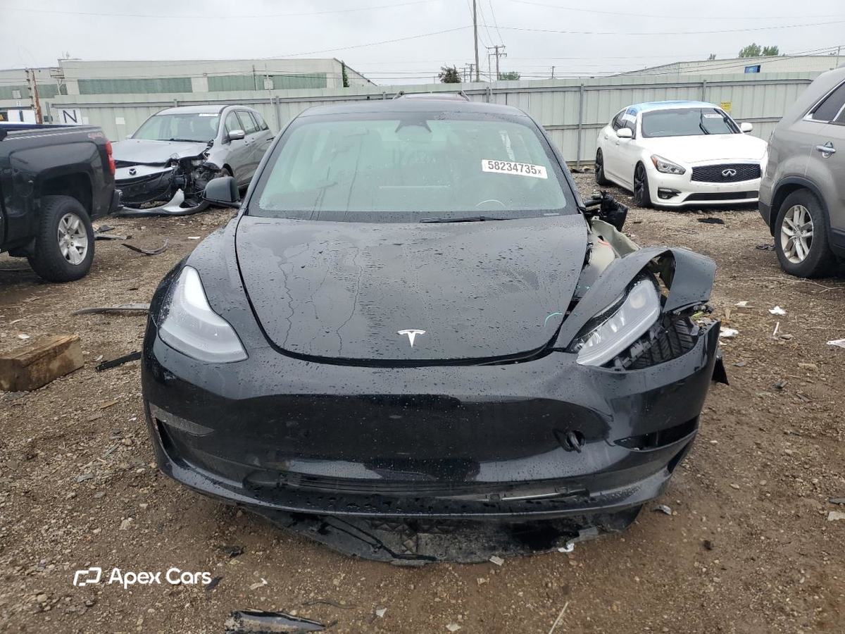 Tesla Model 3 2022