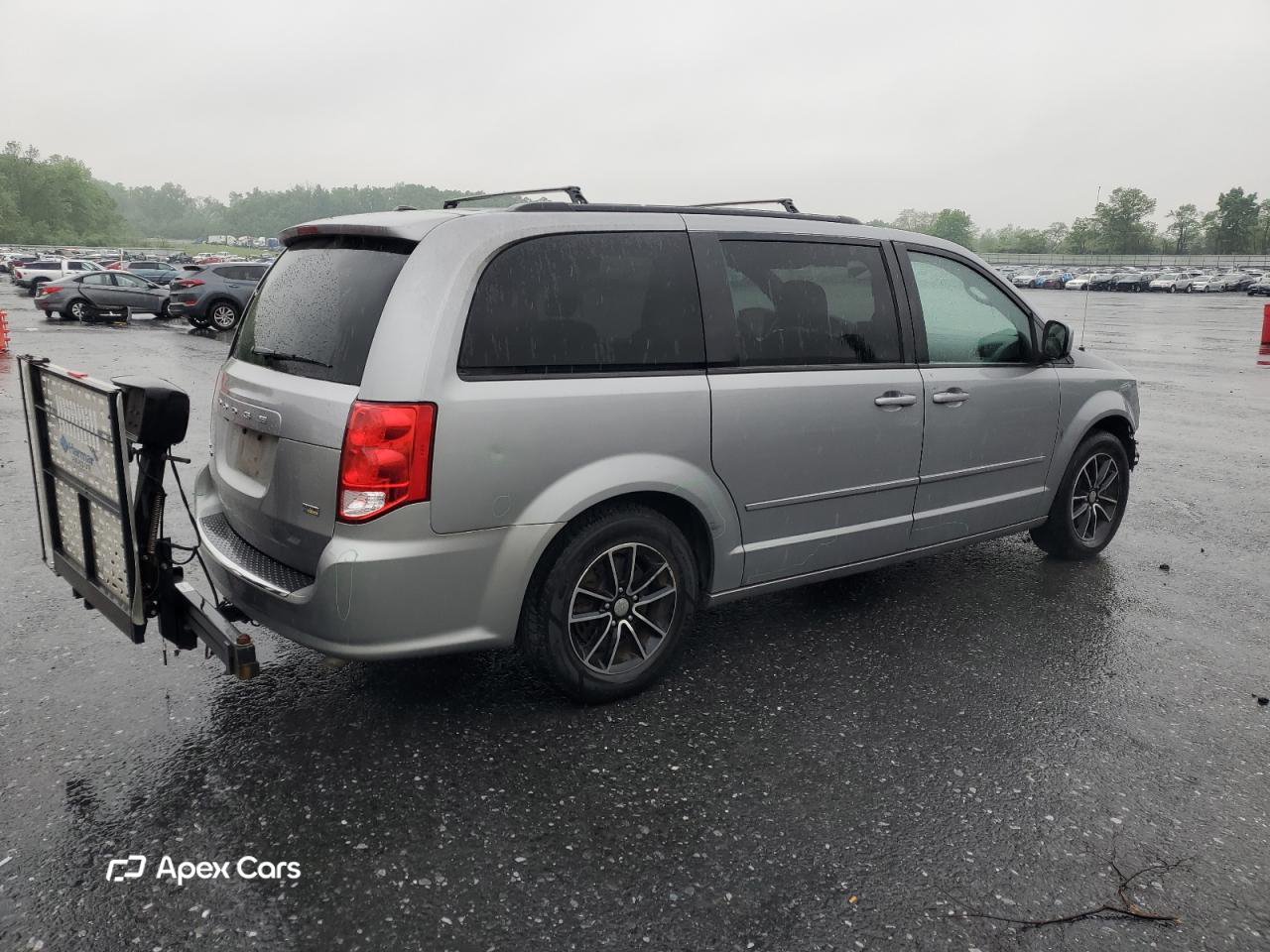 Dodge Caravan 2016
