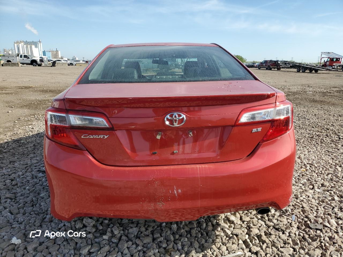 Toyota Camry 2012
