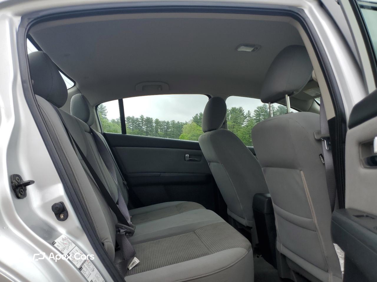Nissan Sentra 2011