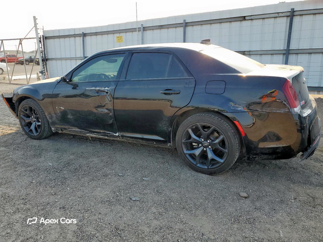 Chrysler 300 2023