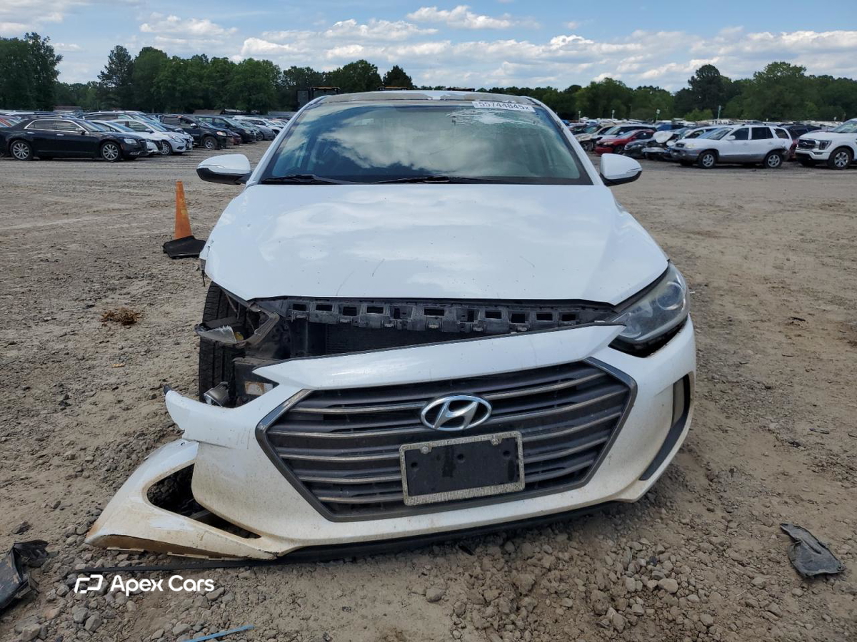 Hyundai Elantra 2017