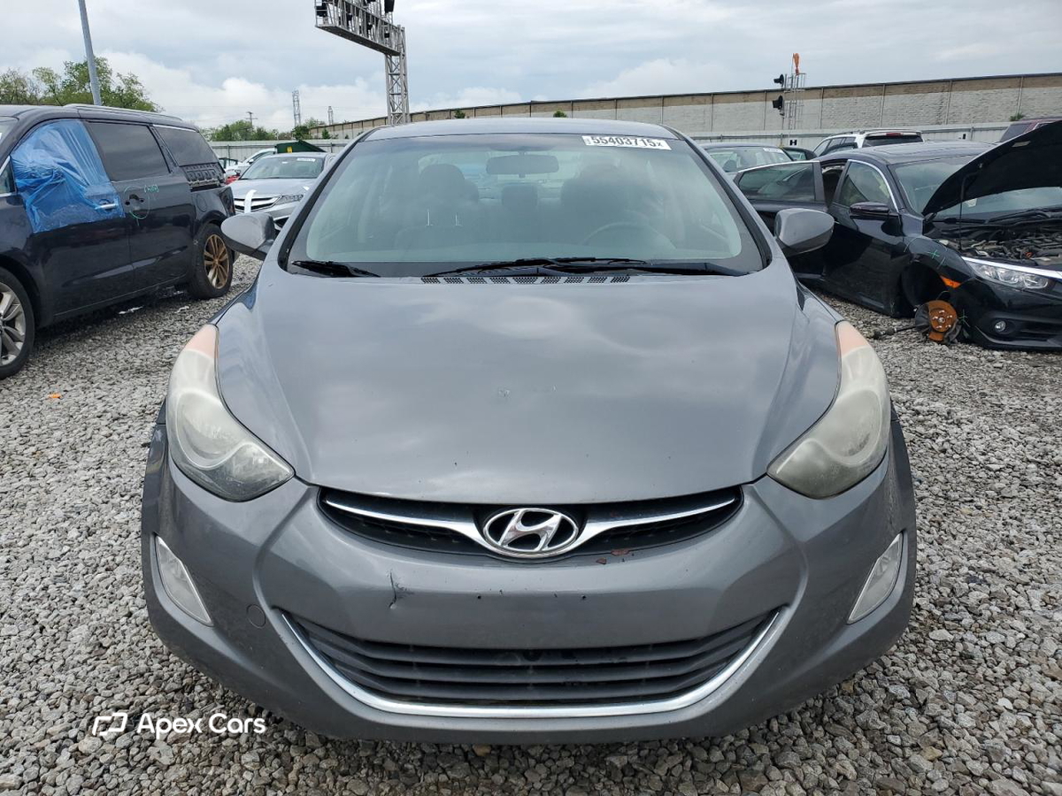 Hyundai Elantra 2013