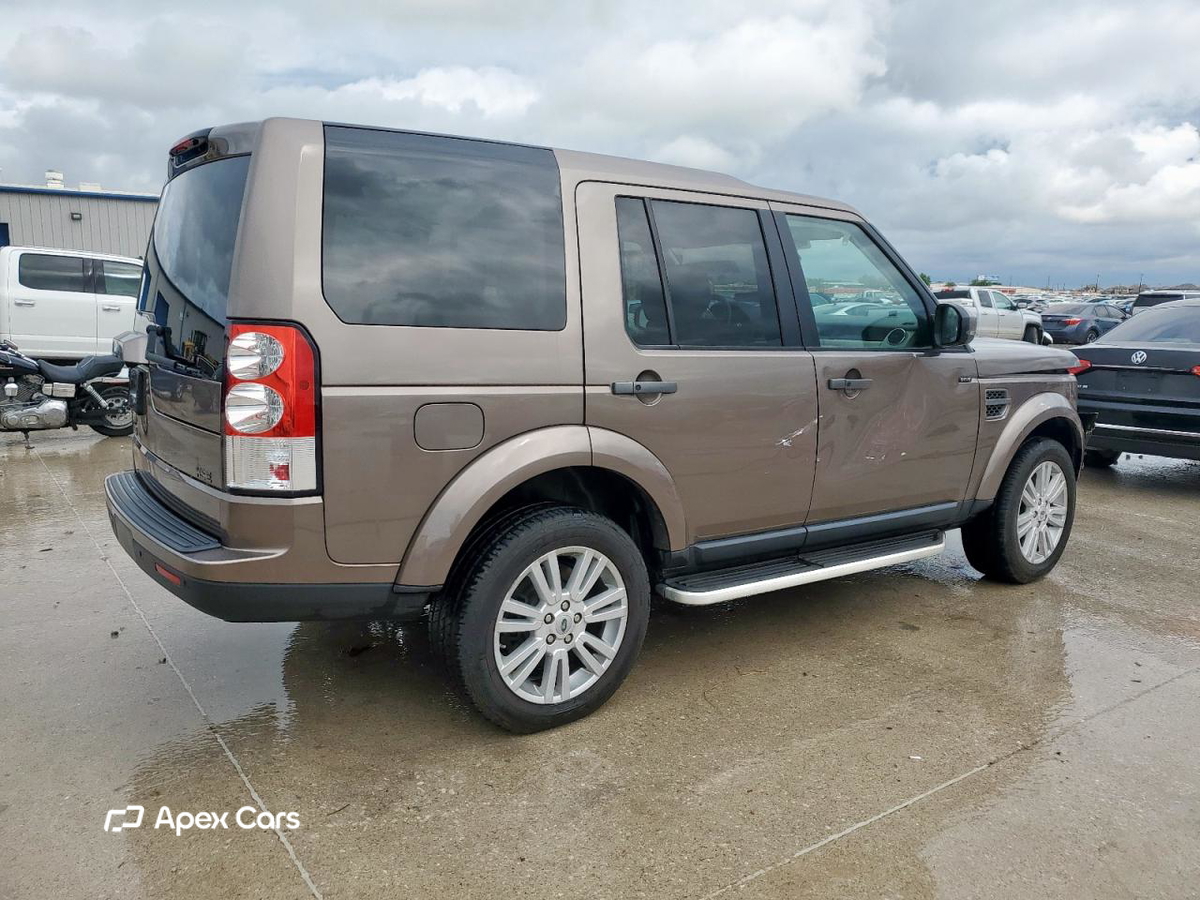 Land Rover LR4 2015