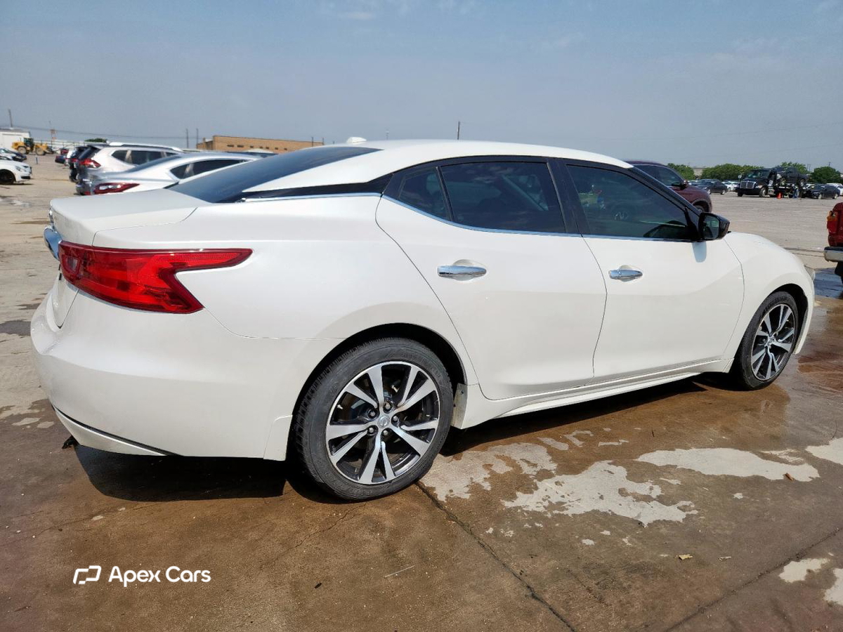 Nissan Maxima 2016