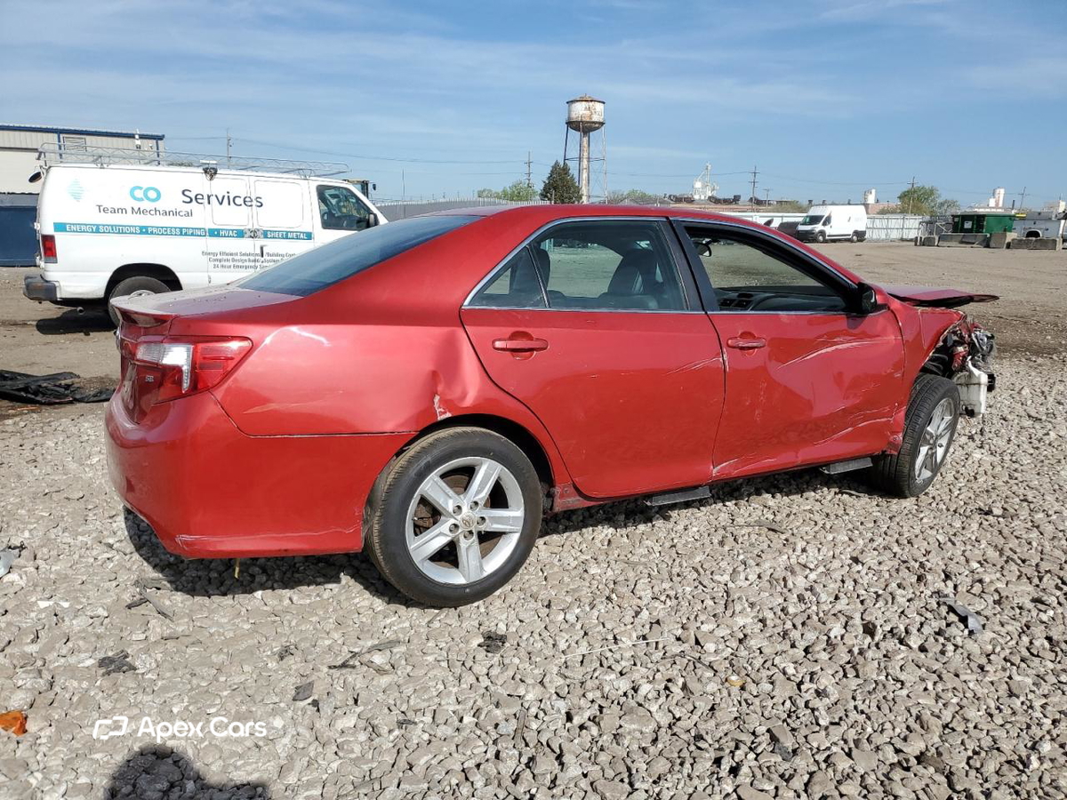 Toyota Camry 2012