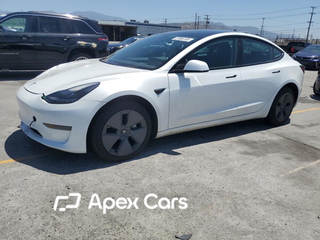 Tesla Model 3 2021 - Image 1 of 12