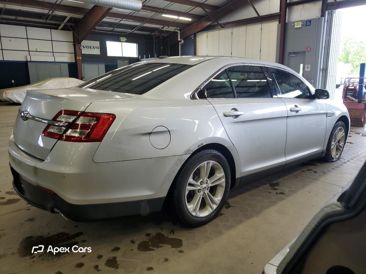 Ford Taurus 2014