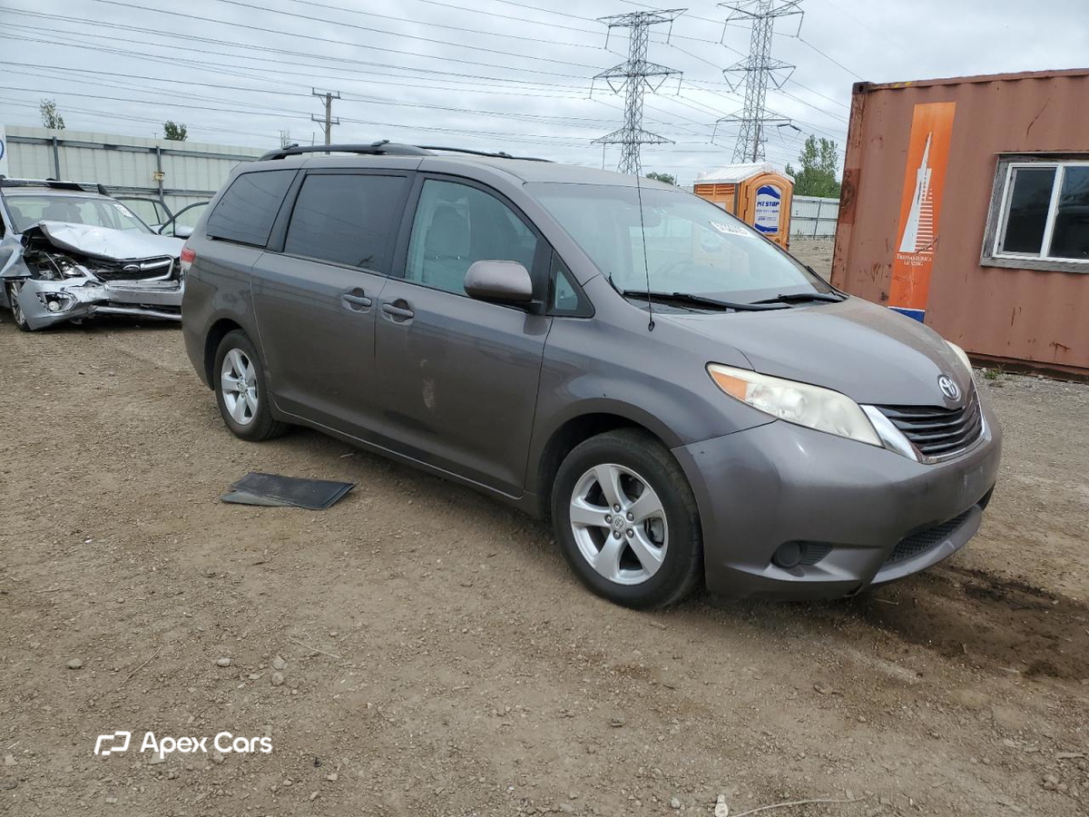 Toyota Sienna 2012