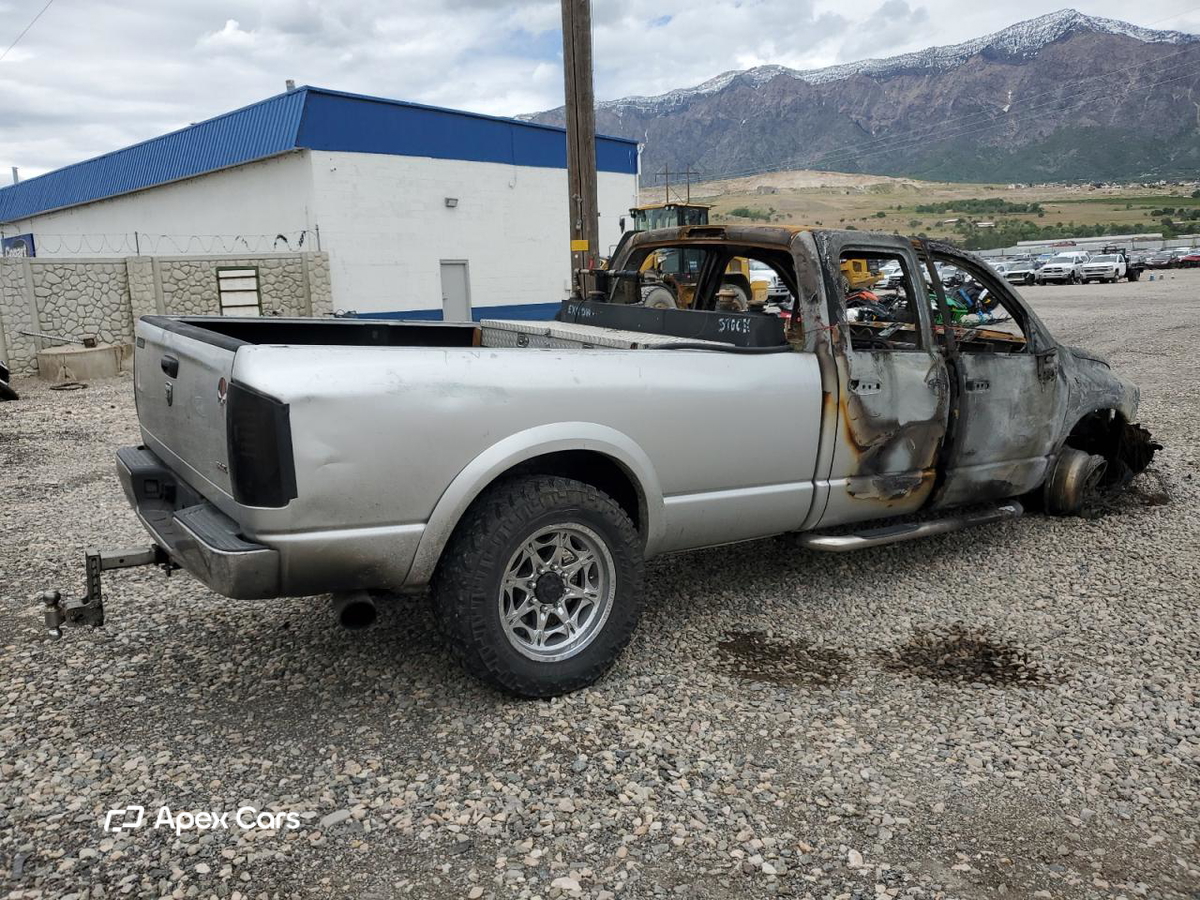 Dodge RAM 2004
