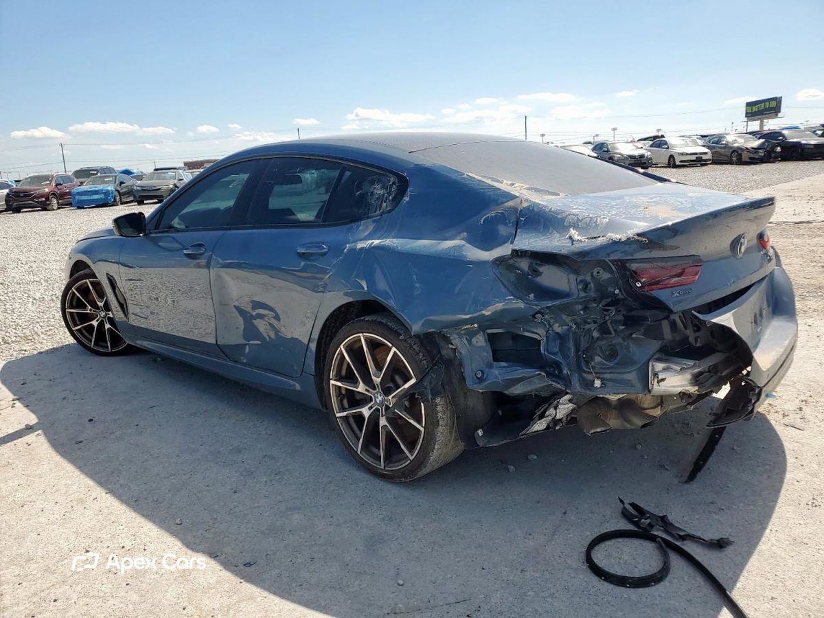 BMW M8 2022