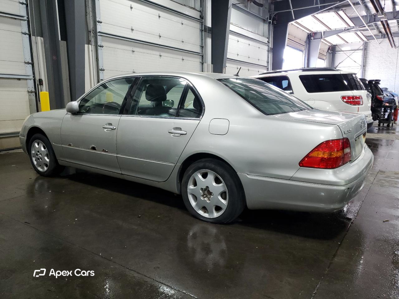 Lexus LS 2001