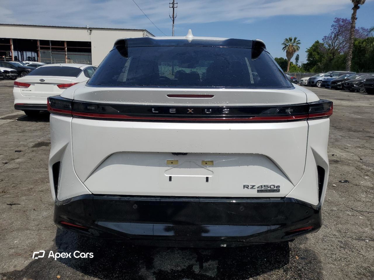 Lexus RZ 2023