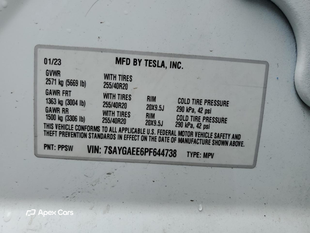 Tesla Model Y 2023