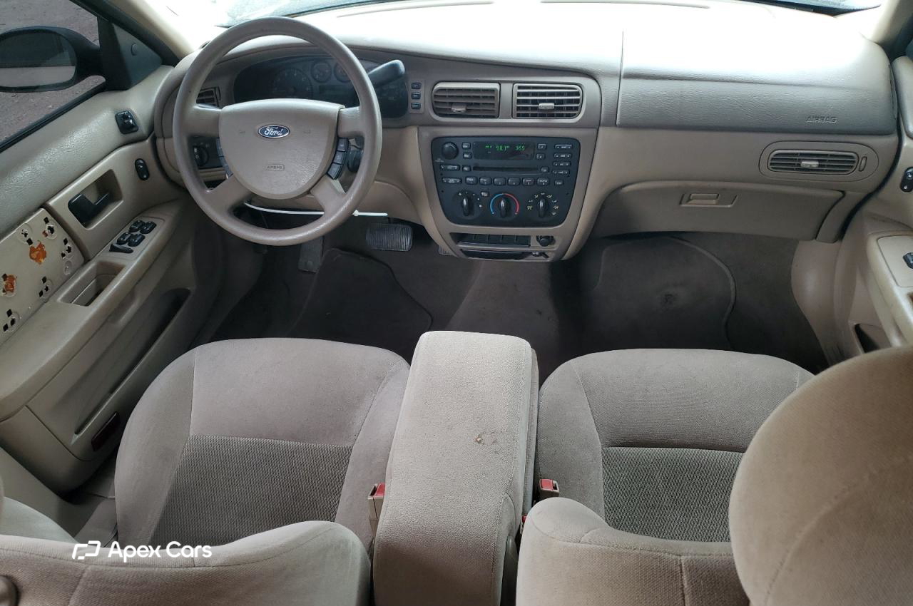 Ford Taurus 2004