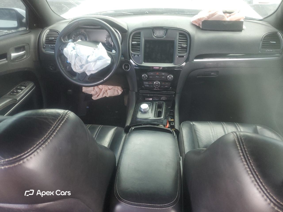 Chrysler 300 2021