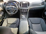 Chrysler 300 2023