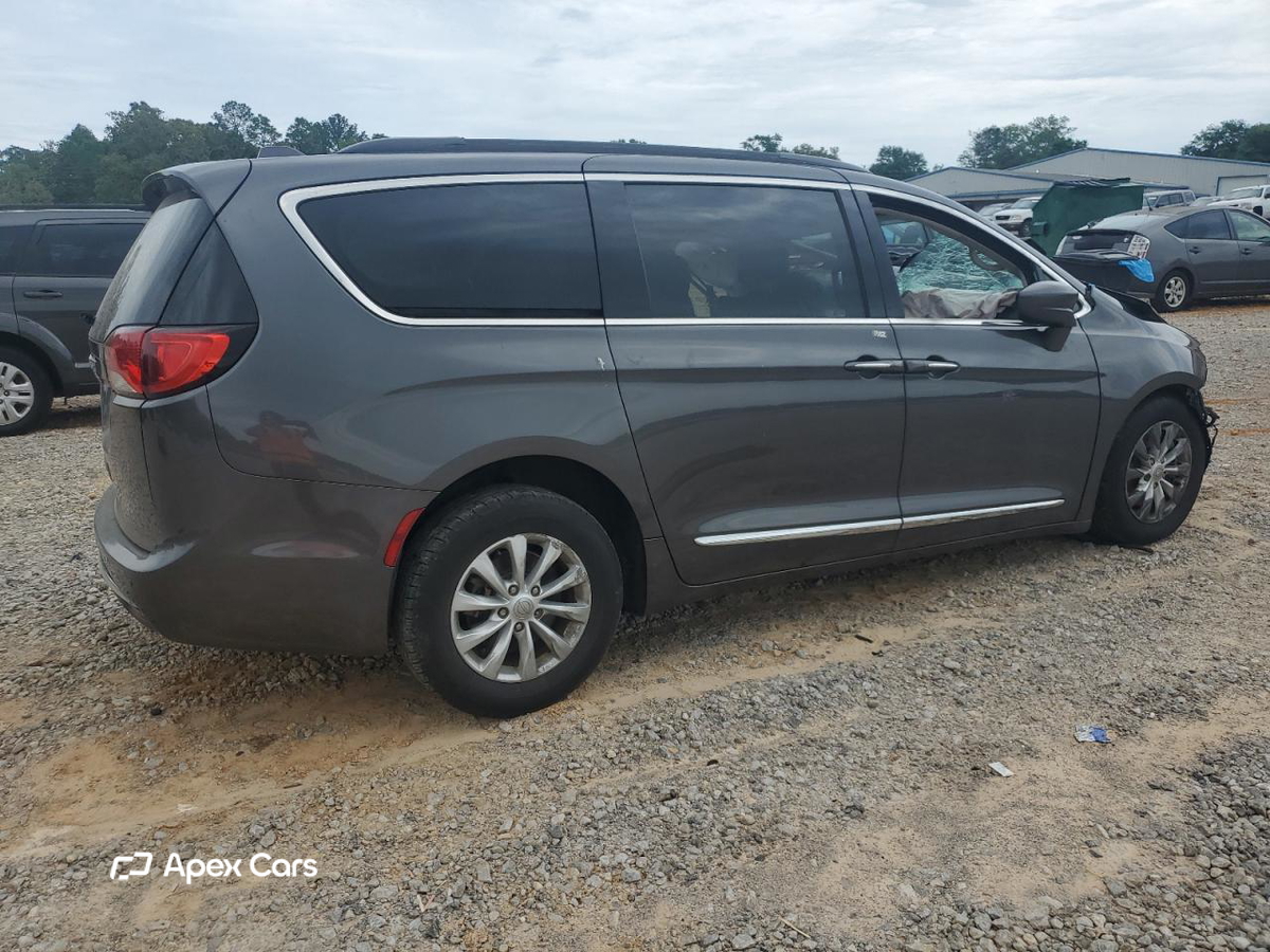 Chrysler Pacifica 2017