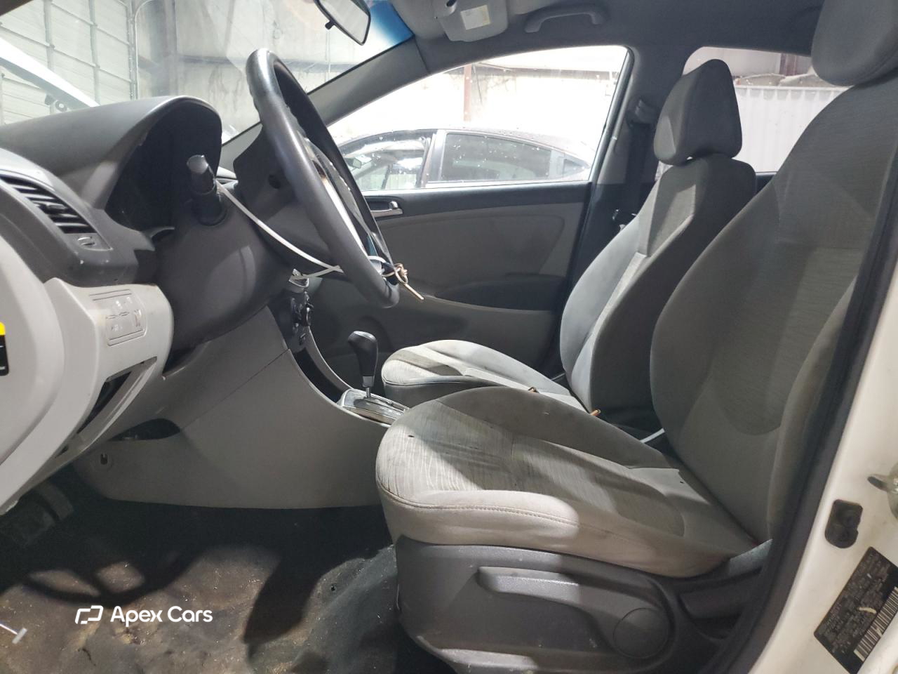Hyundai Accent 2015