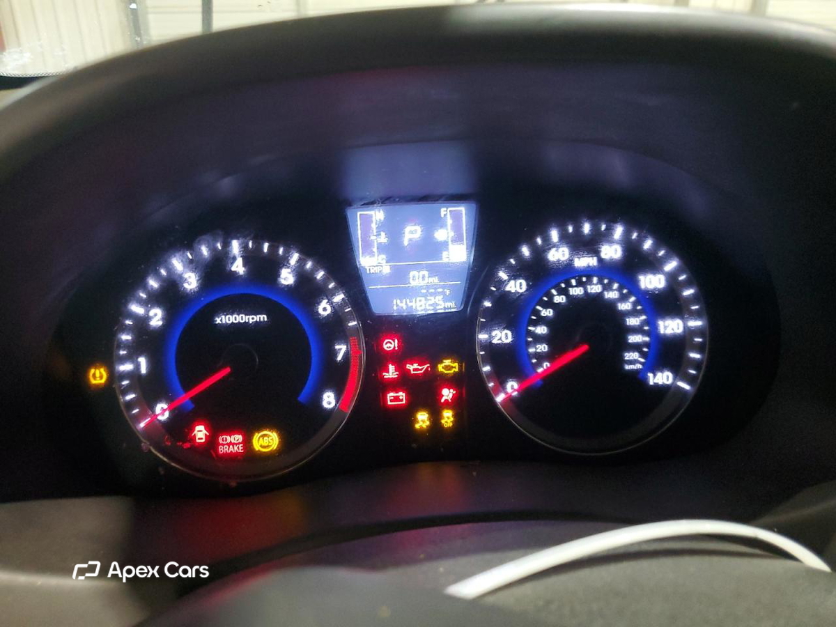 Hyundai Accent 2015