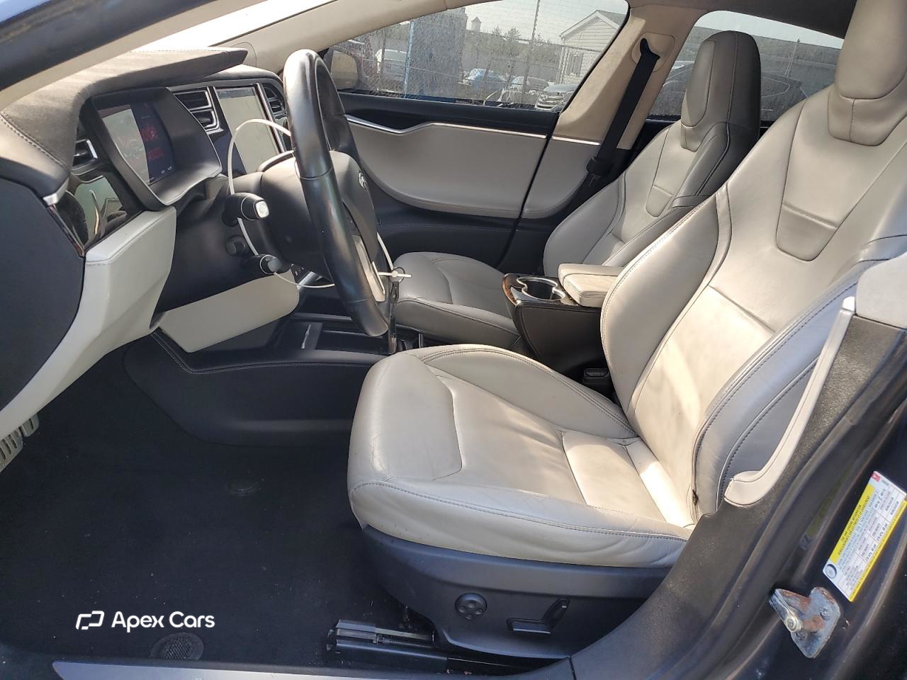 Tesla Model S 2016